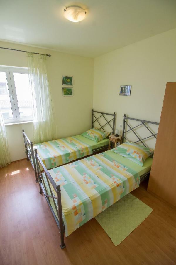 Apartments Ivana Ravni Exterior photo